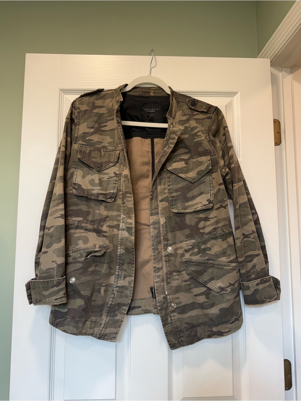 Sanctuary LA women’s Camo Utility Field Jacket - Olive